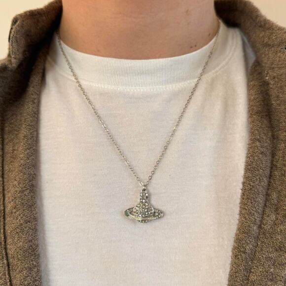 Y2k 2000s silver planet chain - Picture 6 of 7